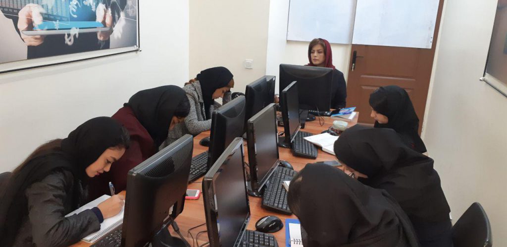 آموزشگاه کامپیوتر شرق تهران
